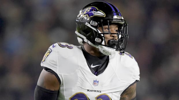 Tony Jefferson out for season with torn ACL